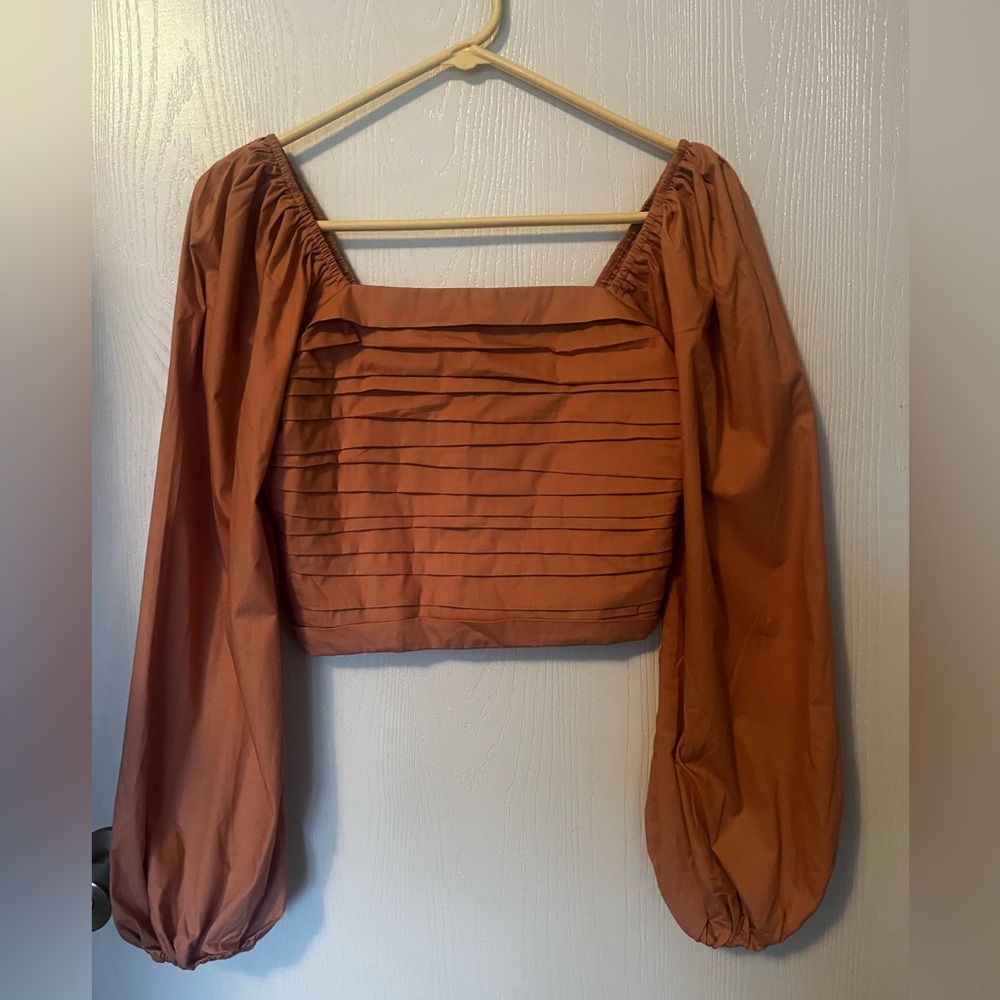NWT Abercrombie & Fitch Clay Cropped Long Sleeve Top Size Small
